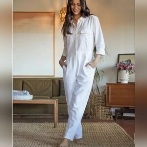 Outerknown Women’s Ivory Soft Corduroy Long Sleeve Jumpsuit Sz: large $180